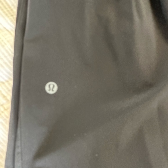 NWOT - Lululemon Workout Joggers - Picture 5 of 5